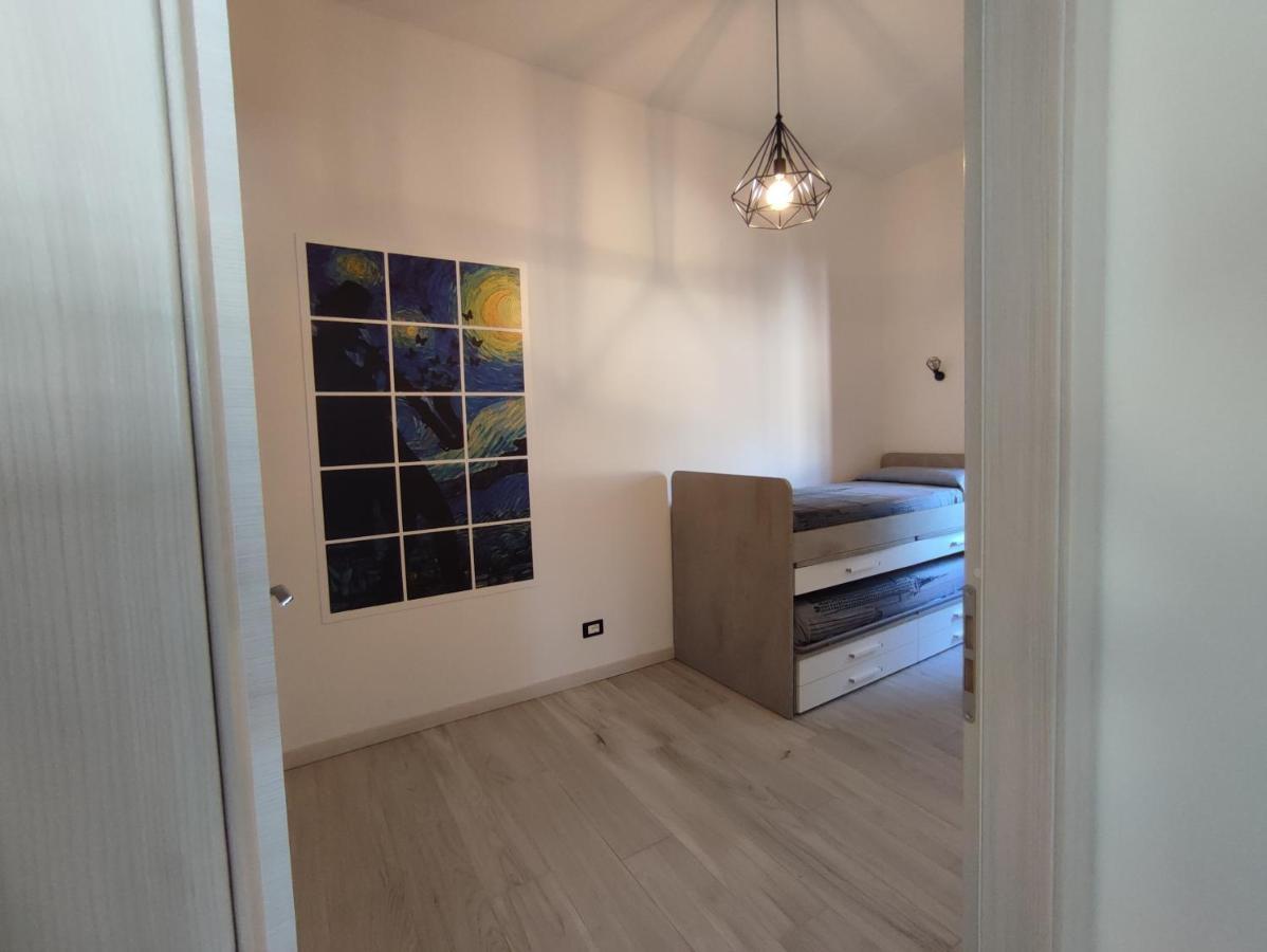 Vista Lago Lecco - Neiade Guest House Pescate エクステリア 写真